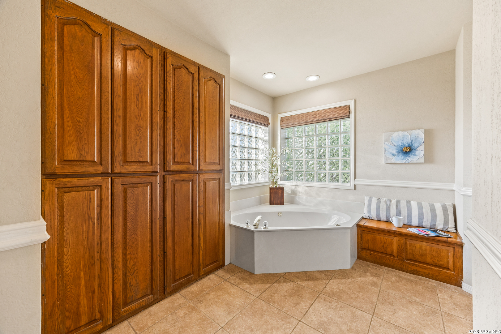 31586 Scarteen Fair Oaks Ranch TX 78015
