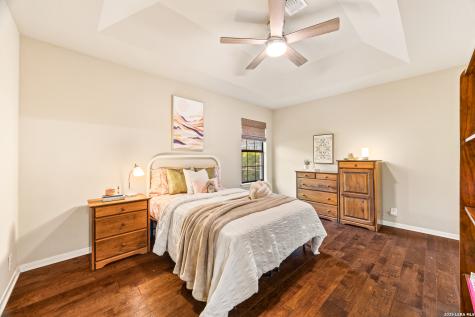 31586 Scarteen Fair Oaks Ranch TX 78015