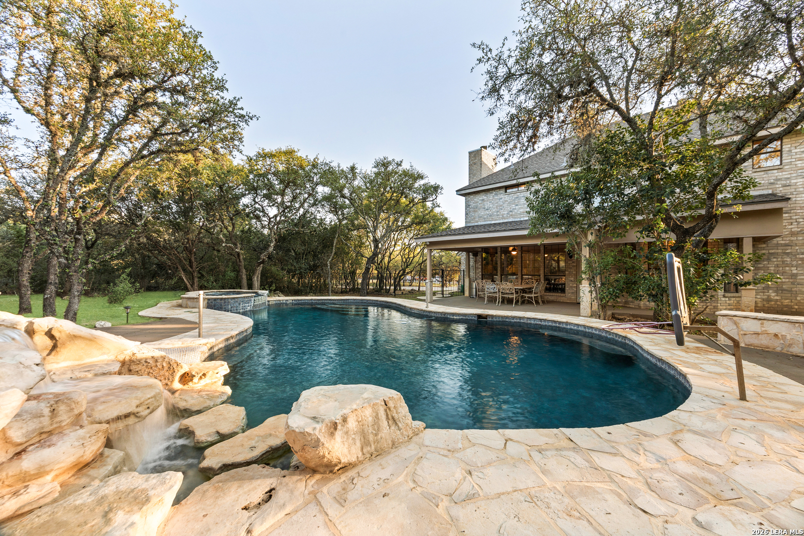 31586 Scarteen Fair Oaks Ranch TX 78015
