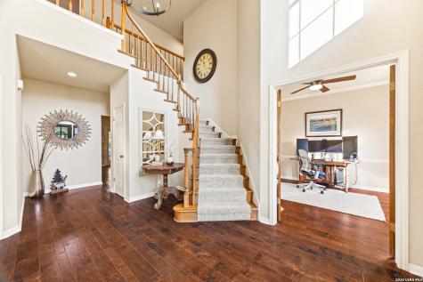 31586 Scarteen Fair Oaks Ranch TX 78015