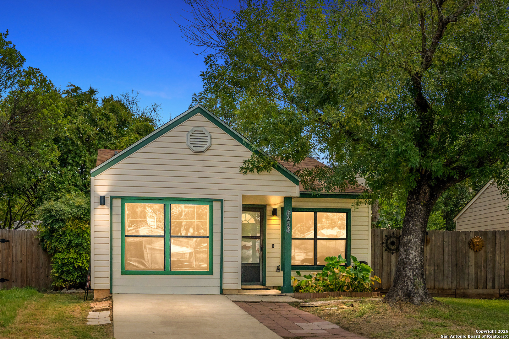 6248 Valley Queen San Antonio TX 78250