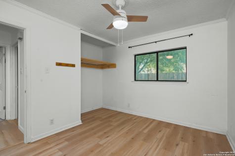 6248 Valley Queen San Antonio TX 78250