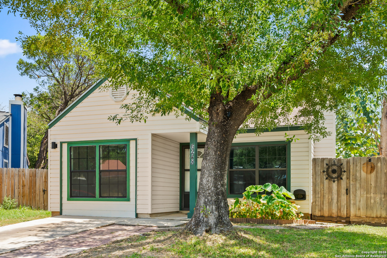 6248 Valley Queen San Antonio TX 78250