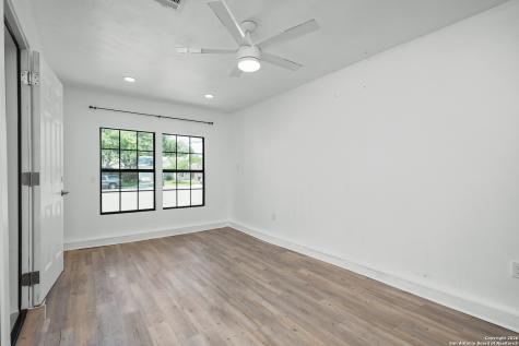 6248 Valley Queen San Antonio TX 78250