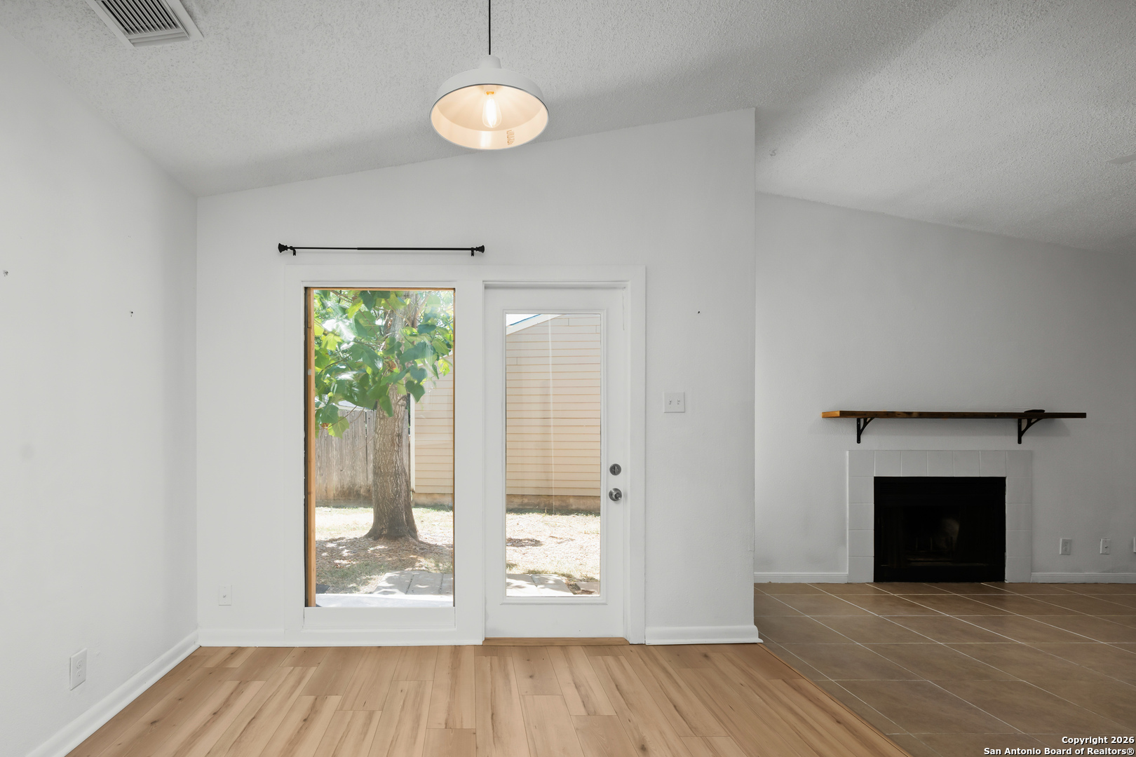 6248 Valley Queen San Antonio TX 78250