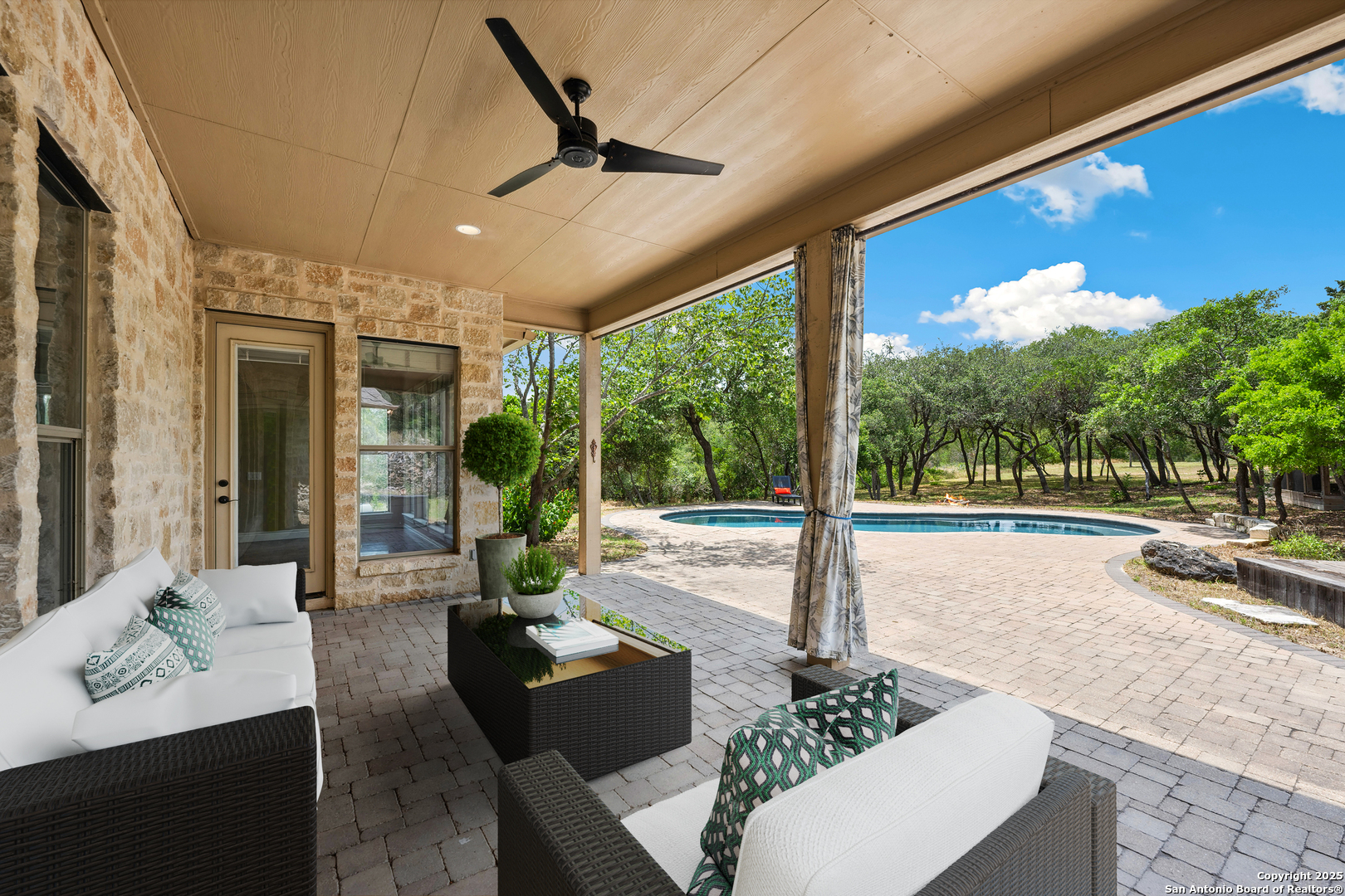 287 County Road 2801 E. Mico TX 78056