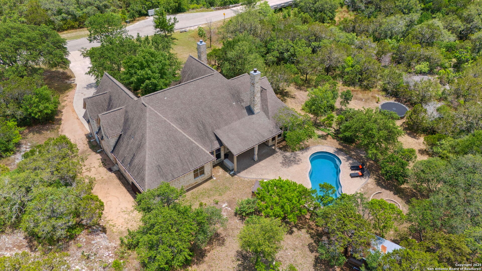 287 County Road 2801 E. Mico TX 78056