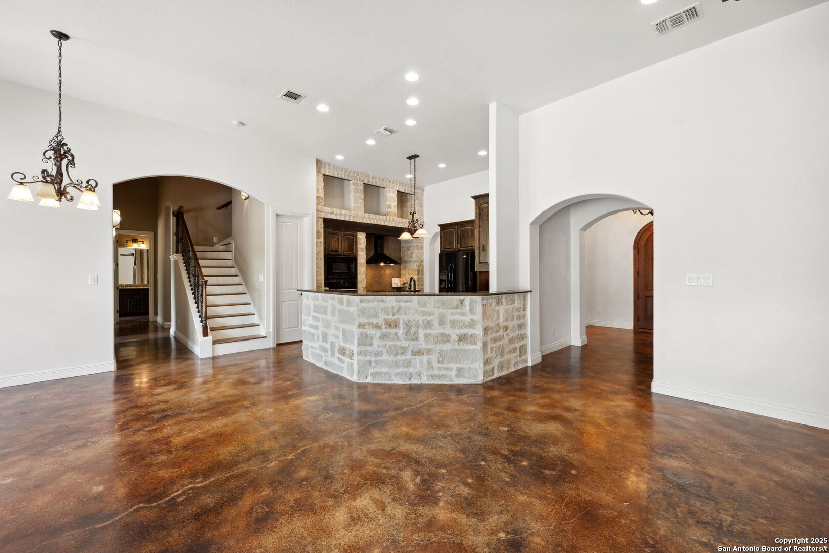 287 County Road 2801 E. Mico TX 78056