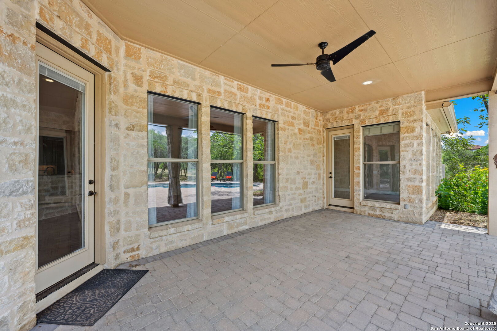 287 County Road 2801 E. Mico TX 78056