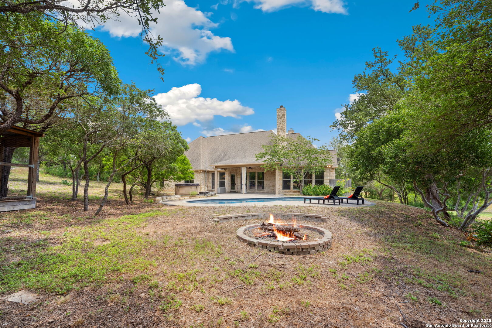 287 County Road 2801 E. Mico TX 78056