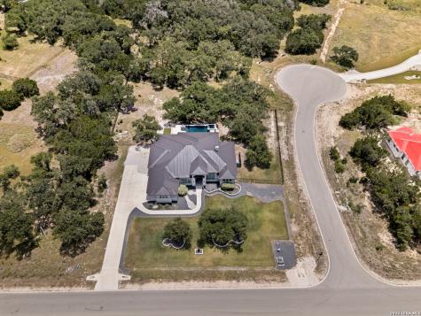 743 Maximino Ridge Bulverde TX 78163