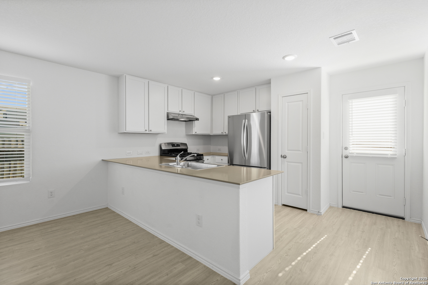 20412 Fire Stone San Antonio TX 78264