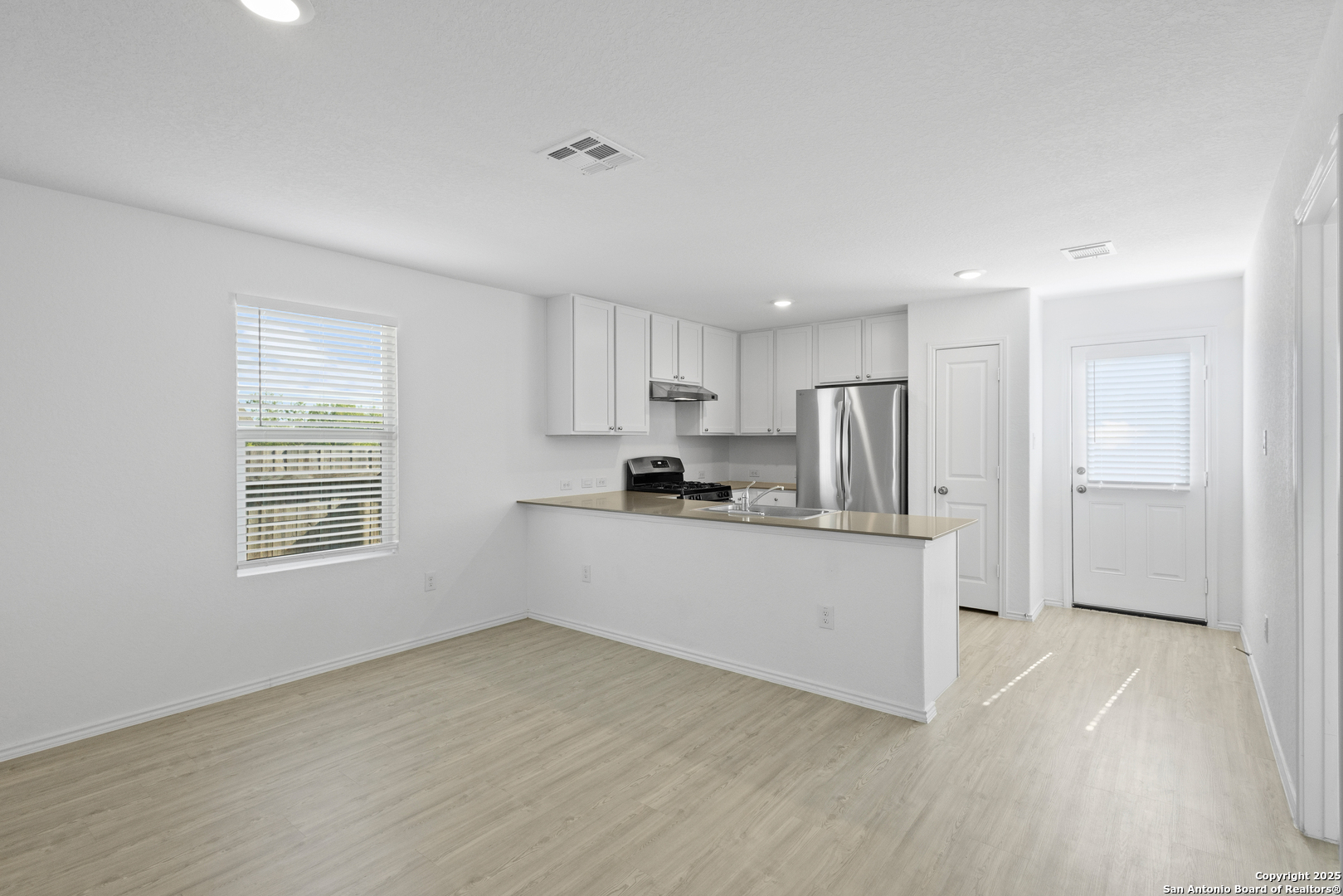 20412 Fire Stone San Antonio TX 78264