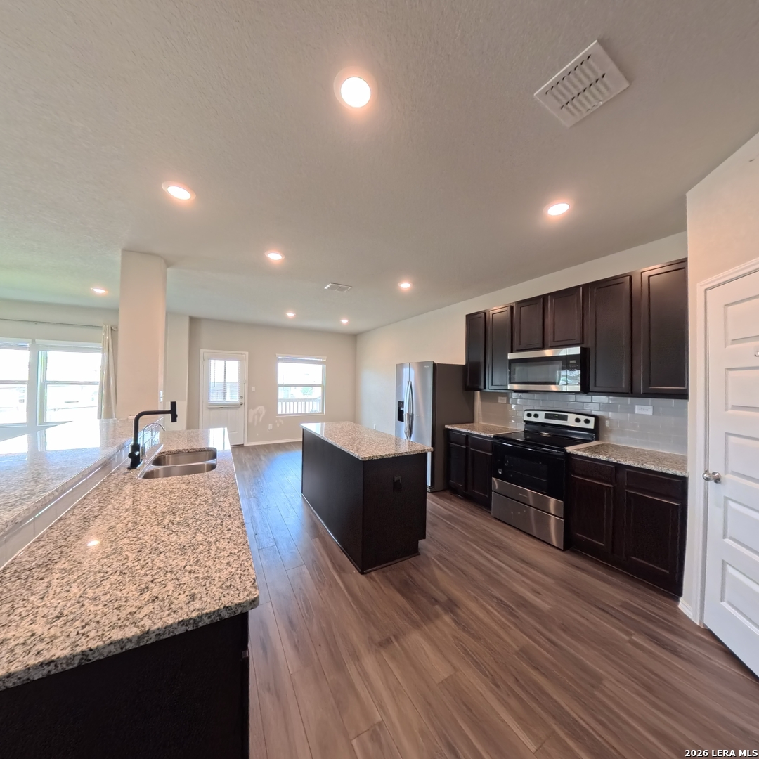 312 Saddle Leaf Cibolo TX 78108