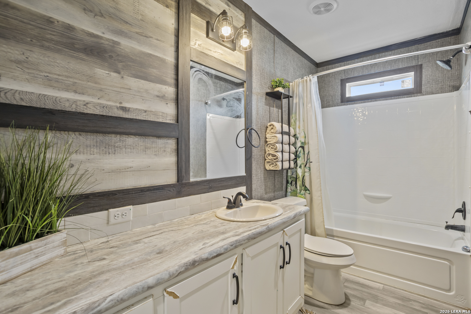 510 Cedar Jourdanton TX 78026