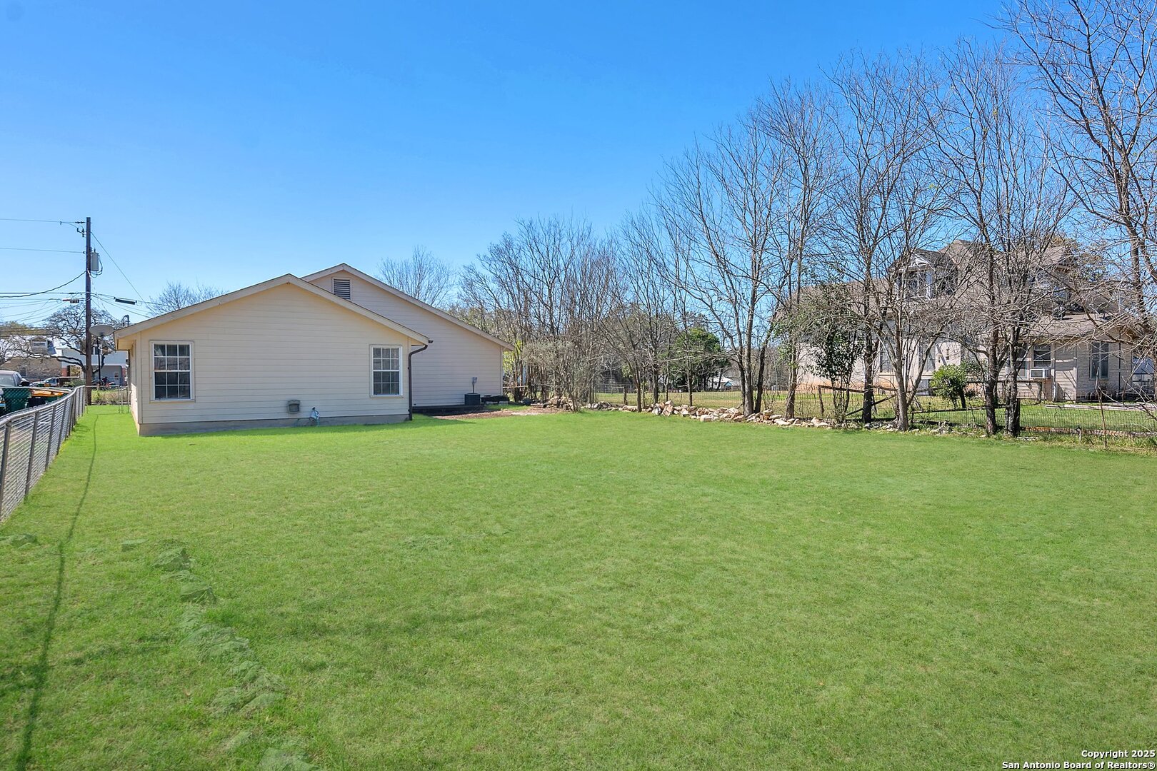 612 E Theissen Boerne TX 78006