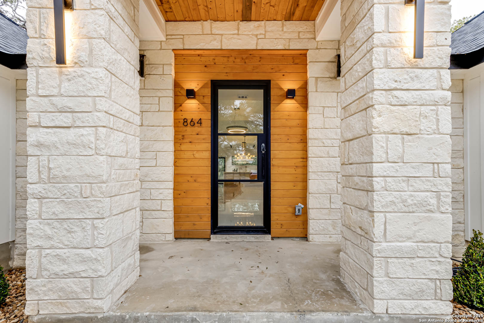 864 Paddy Road Floresville TX 78114