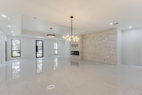 864 Paddy Road Floresville TX 78114