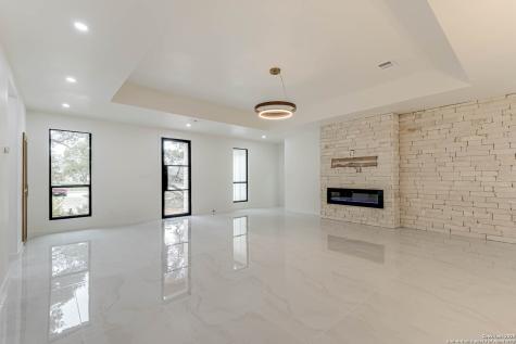 864 Paddy Road Floresville TX 78114