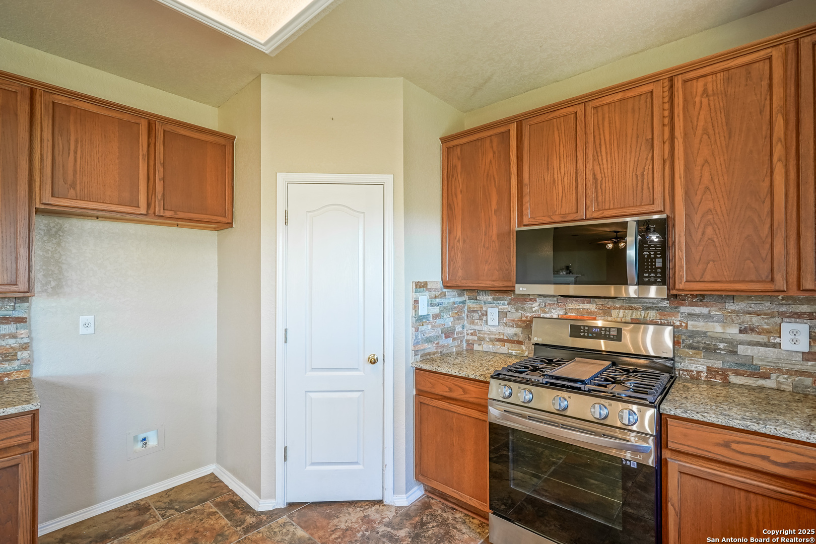 21111 Encino Ash San Antonio TX 78259