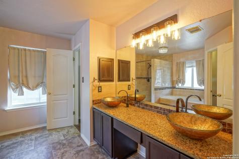 21111 Encino Ash San Antonio TX 78259