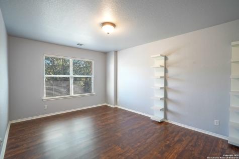21111 Encino Ash San Antonio TX 78259