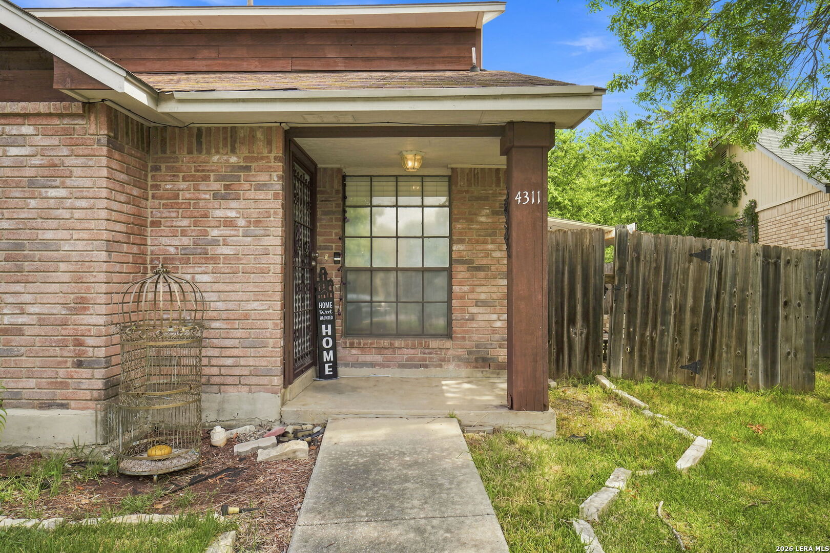 4311 Glenover San Antonio TX 78217