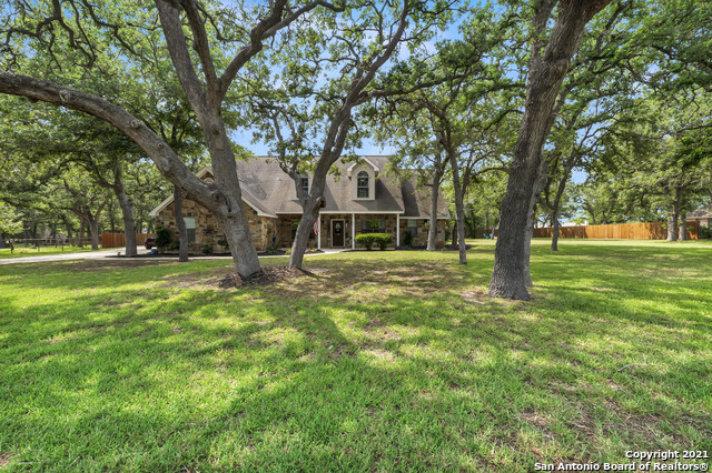 336 Rose Garden Drive La Vernia TX 78121