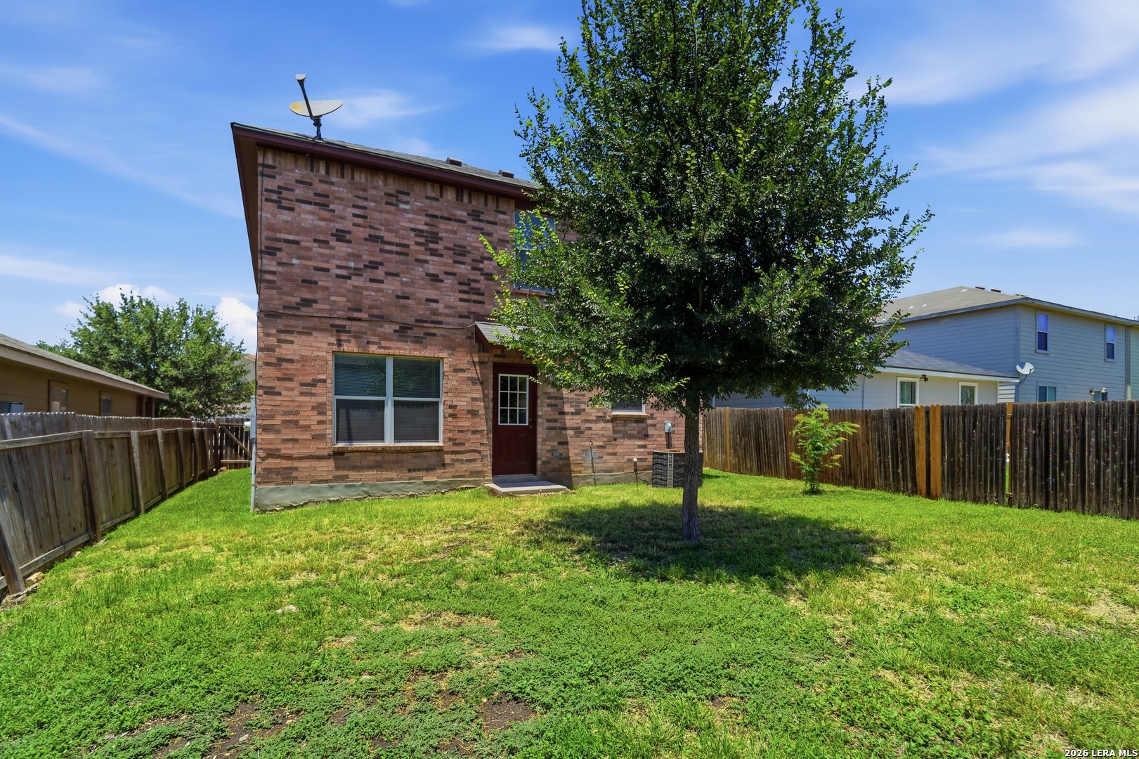 8235 Heights Valley Converse TX 78109