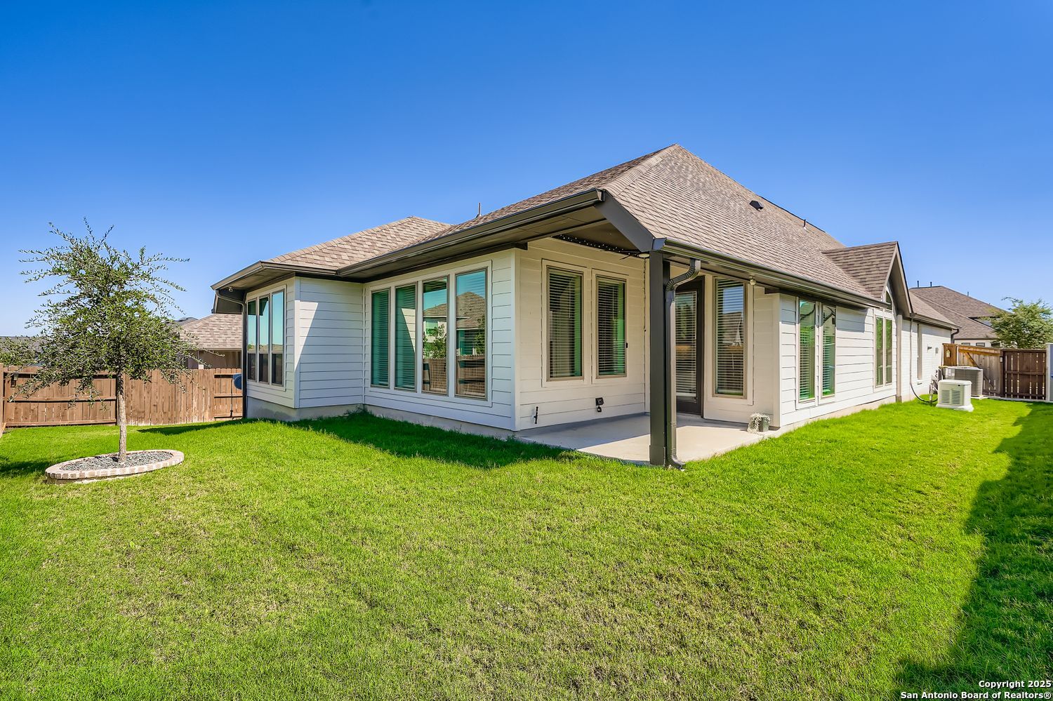 4975 Winkler Trail Schertz TX 78108
