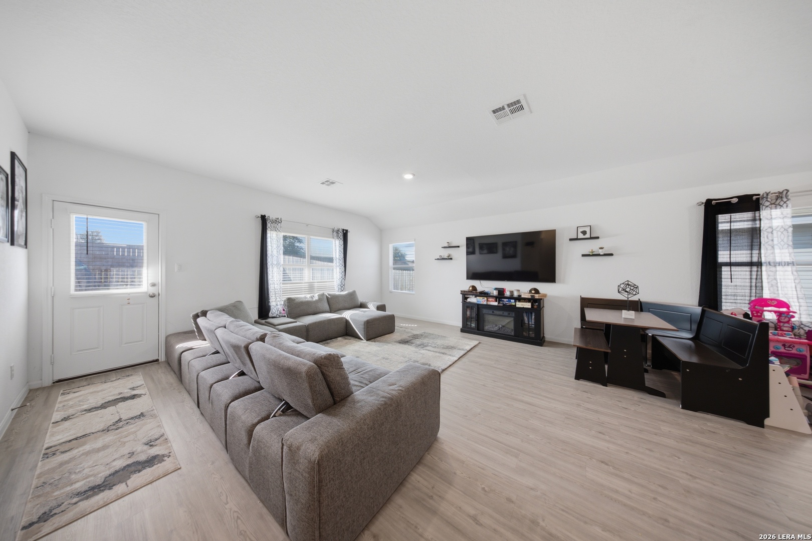 14011 Southton Basin San Antonio TX 78233
