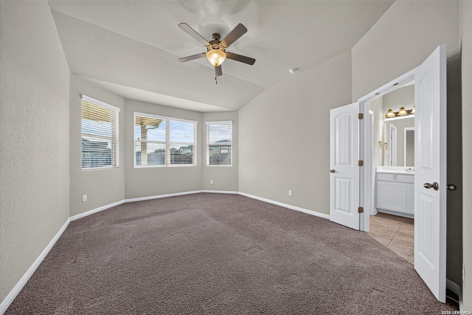 6810 Hanover Stone San Antonio TX 78244