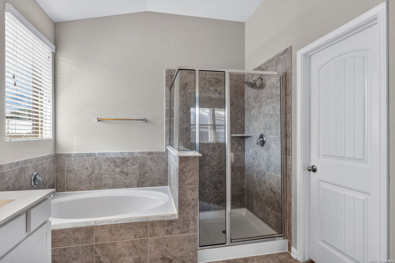6810 Hanover Stone San Antonio TX 78244