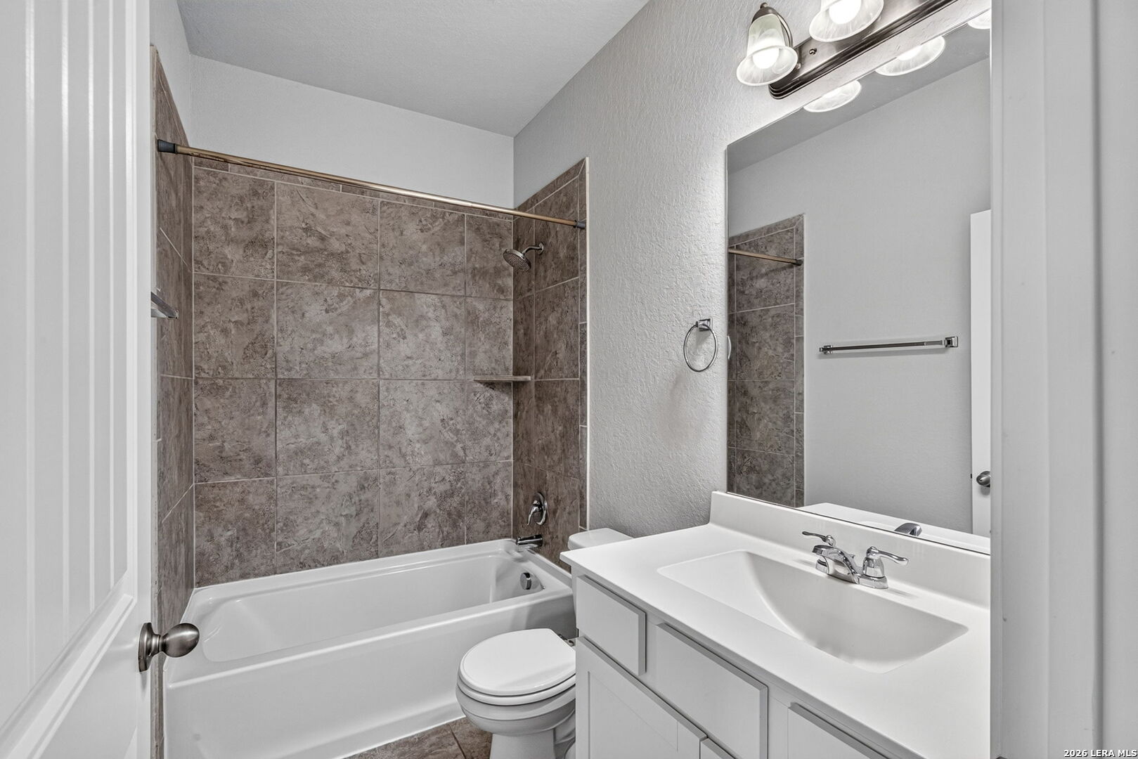 6810 Hanover Stone San Antonio TX 78244