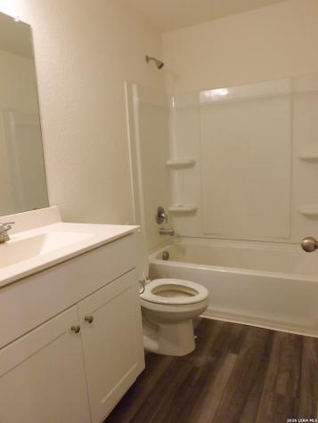 5495 Rue Girard Converse TX 78109