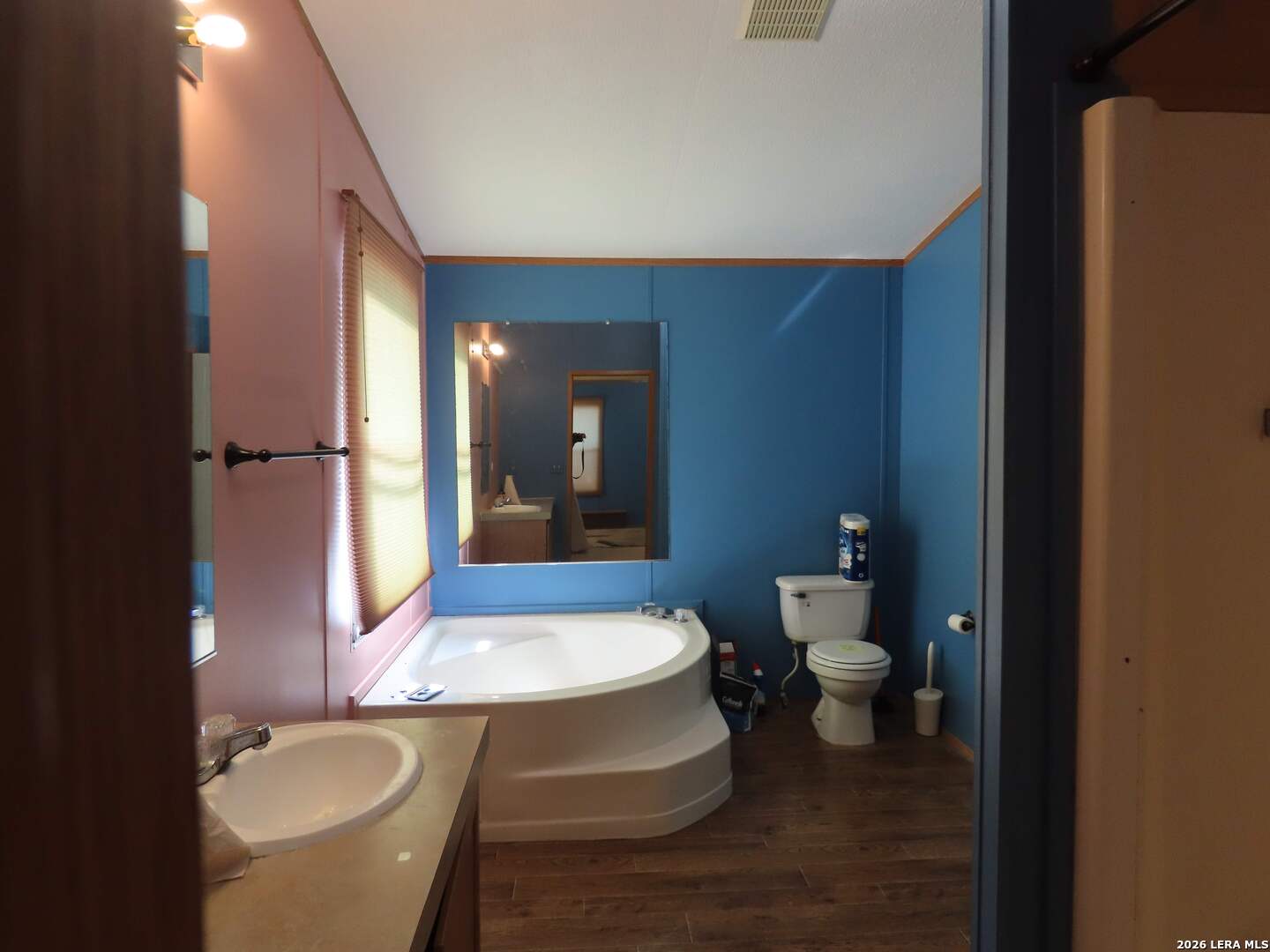 7151 Woodlake Parkway #128 San Antonio TX 78218