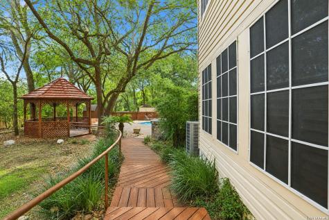 16426 Hillview Pass Drive San Antonio TX 78247