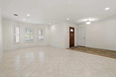 16426 Hillview Pass Drive San Antonio TX 78247