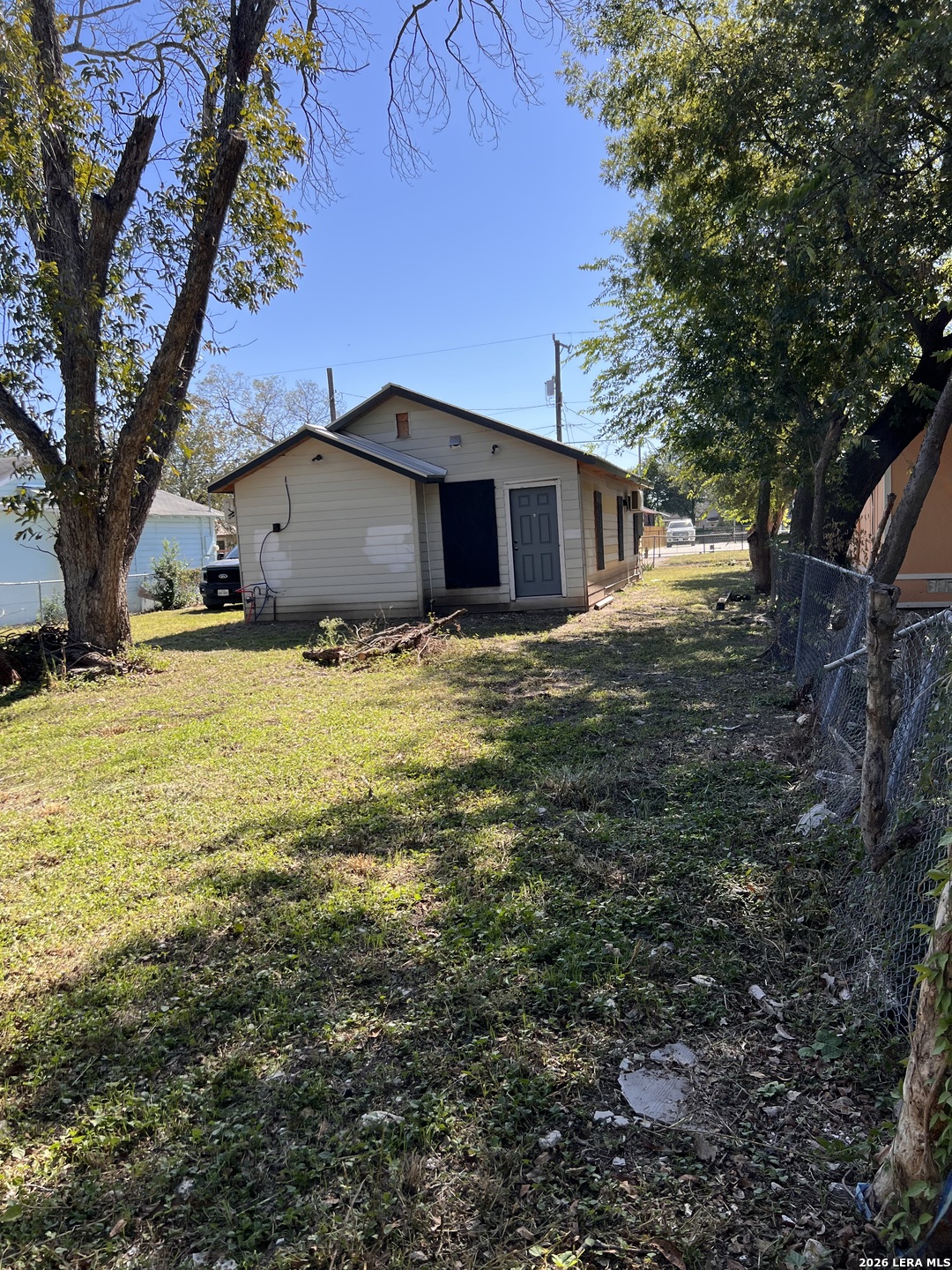 1011 Center Street San Antonio TX 78202