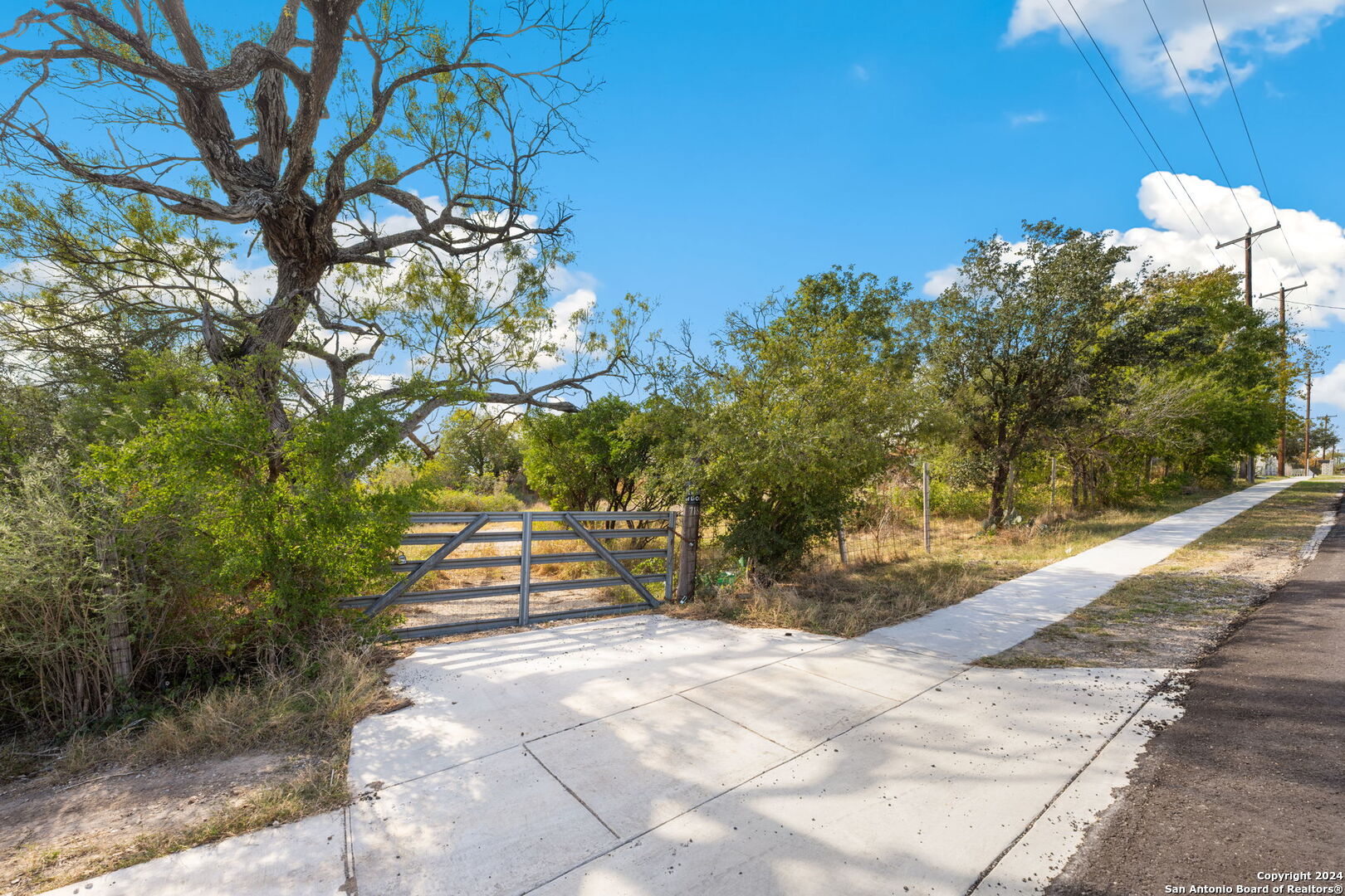 718 W Villaret Boulevard San Antonio TX 78224