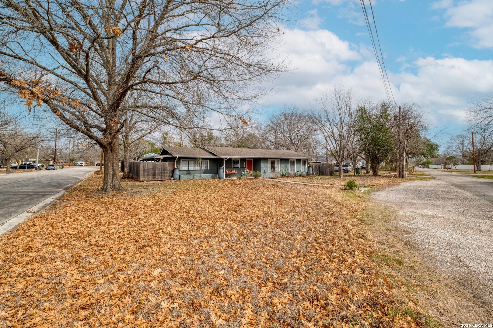 1233 Orange Lockhart TX 78644