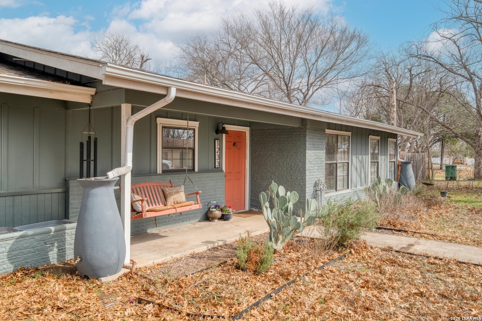 1233 Orange Lockhart TX 78644