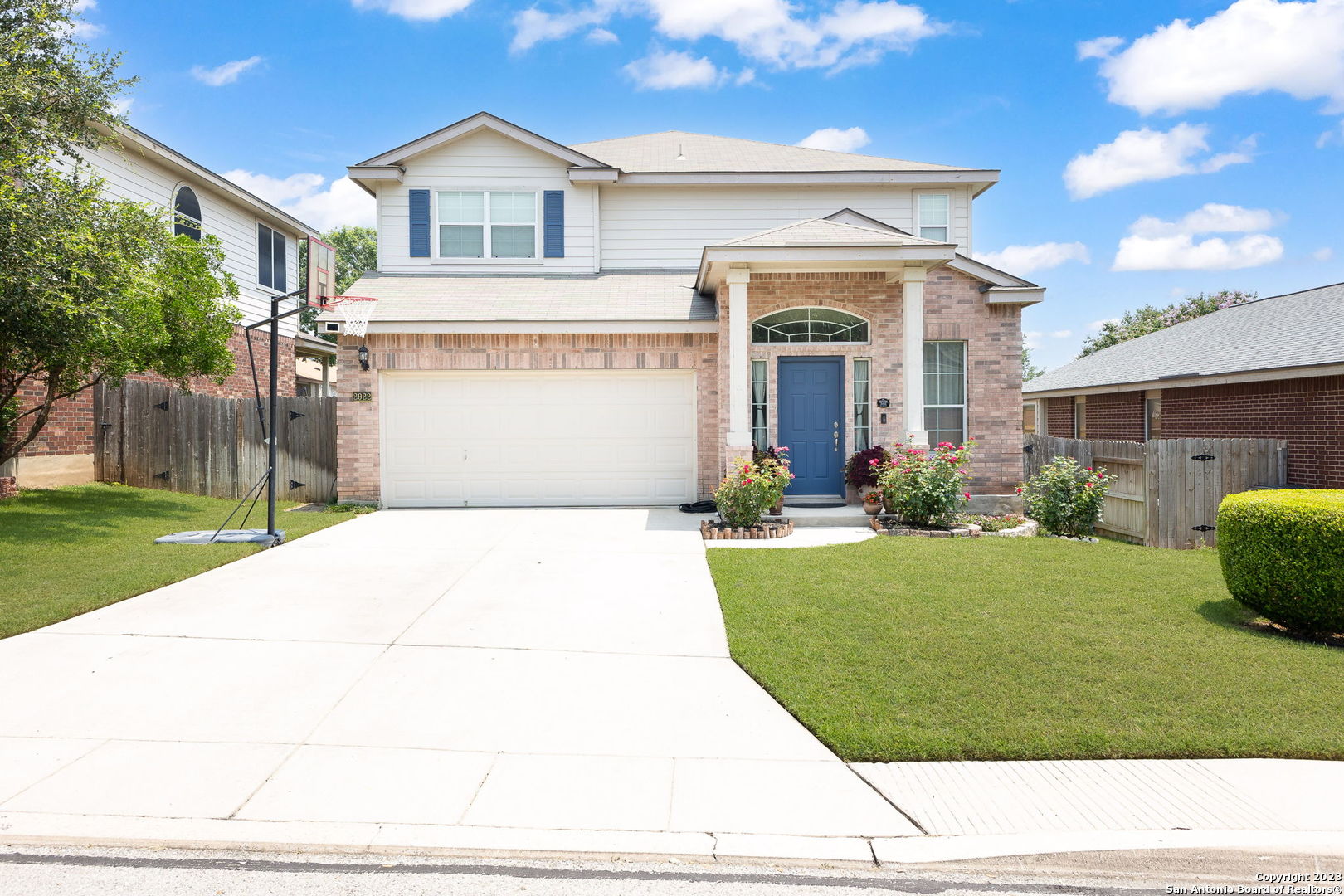 2922 Encino River San Antonio TX 78259