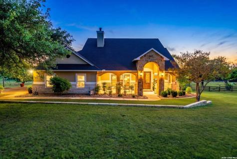194 Mull Road Kerrville TX 78028