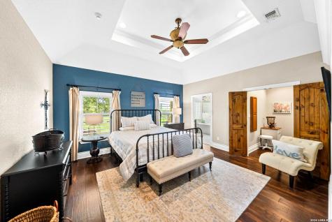 194 Mull Road Kerrville TX 78028