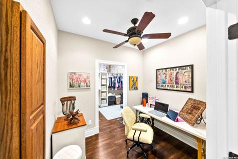 194 Mull Road Kerrville TX 78028