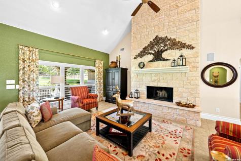 194 Mull Road Kerrville TX 78028