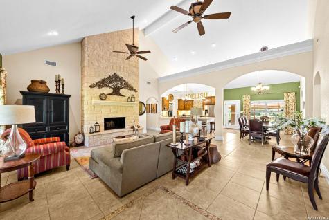 194 Mull Road Kerrville TX 78028