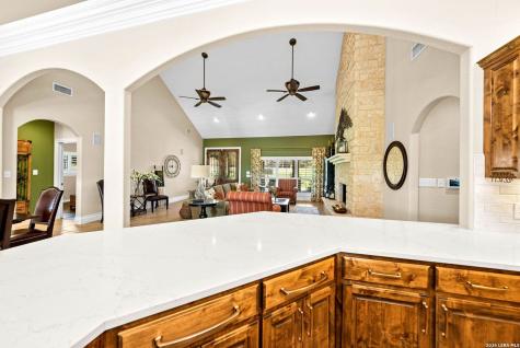 194 Mull Road Kerrville TX 78028