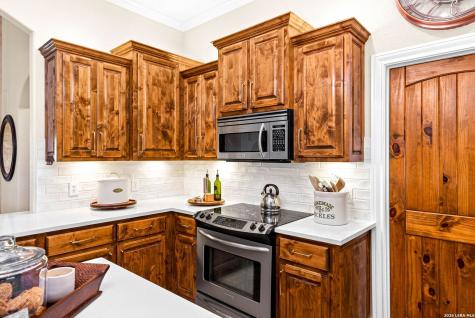 194 Mull Road Kerrville TX 78028